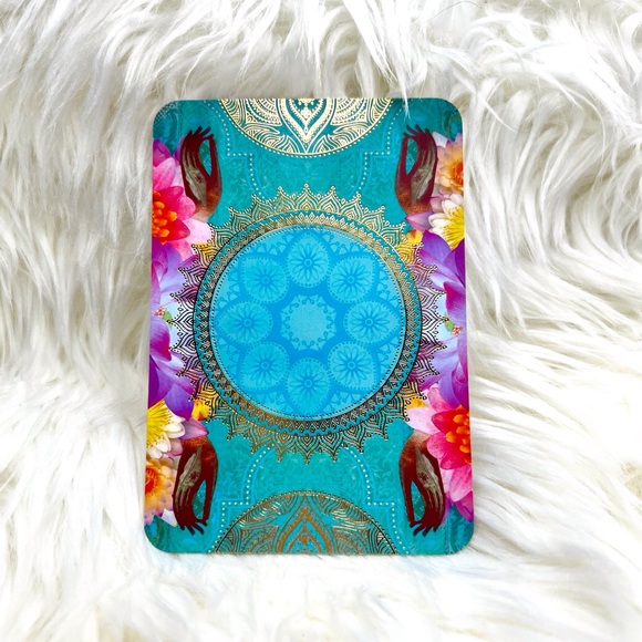 A Yogic Path Keepsake Oracle Card Deck LIKE NEW - Picture 5 of 5